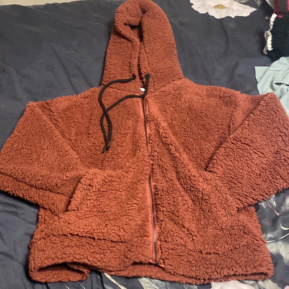 Salmon? Large Sherpa sweater. - Picture 1 of 3